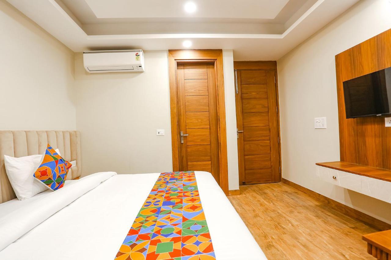 Fabhotel Raahi Retreat Ґурґаон Екстер'єр фото